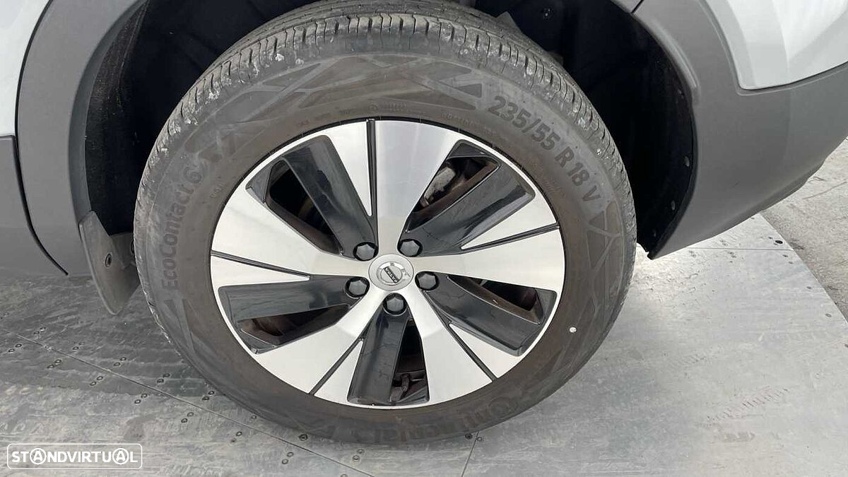 Volvo XC 40 - 13