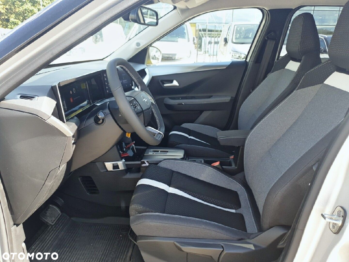 Opel Frontera - 8