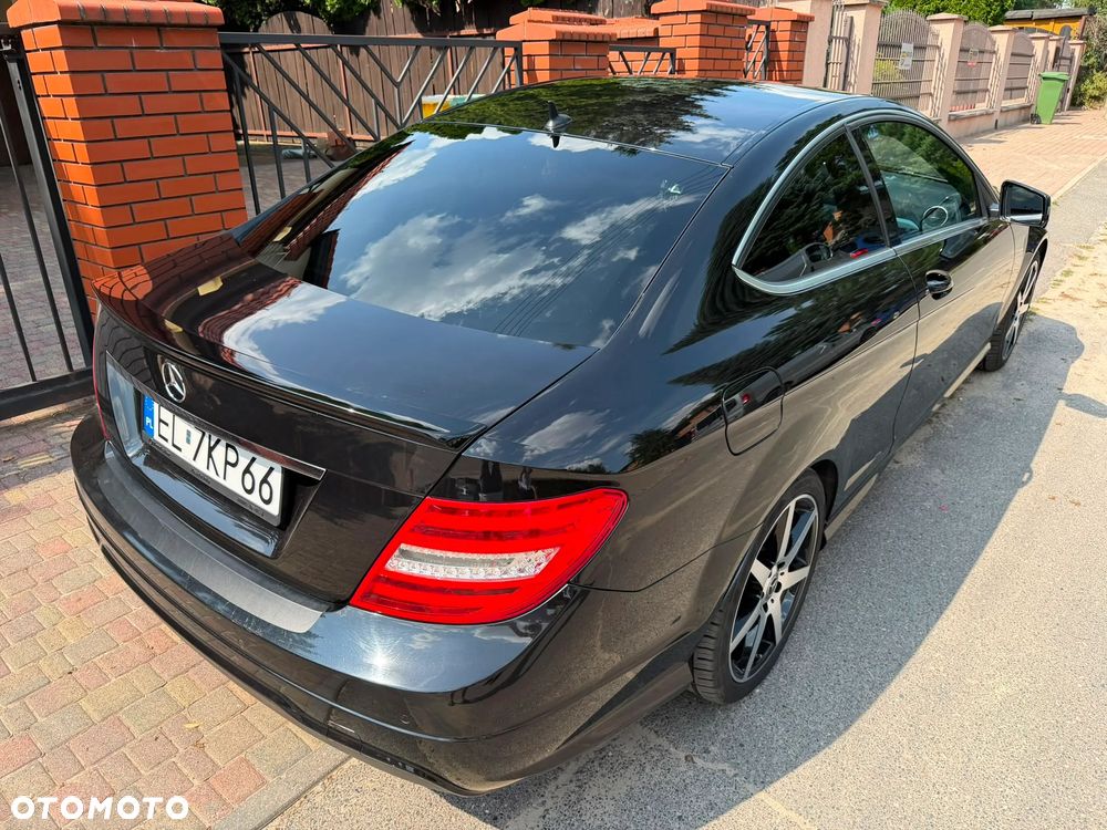 Mercedes-Benz Klasa C 180 - 16