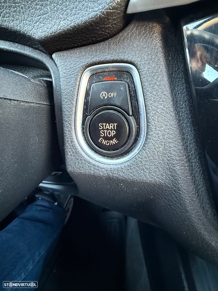 BMW 318 d Aut. Luxury Line - 17