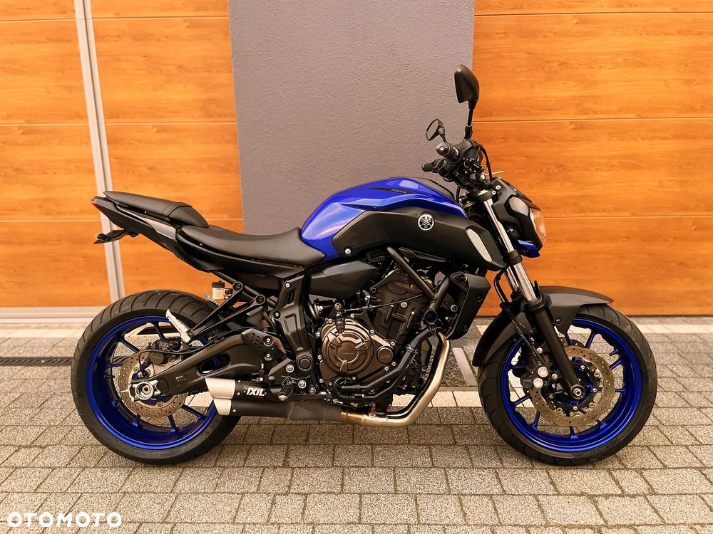 Yamaha MT - 2