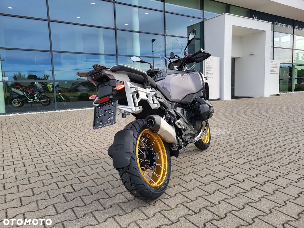 BMW R - 3