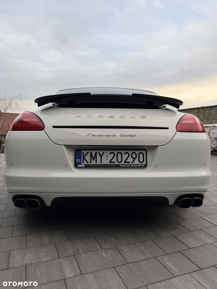 Porsche Panamera - 6