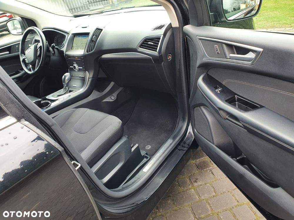 Ford Edge 2.0 TDCi Twin-Turbo 4WD Titanium - 5