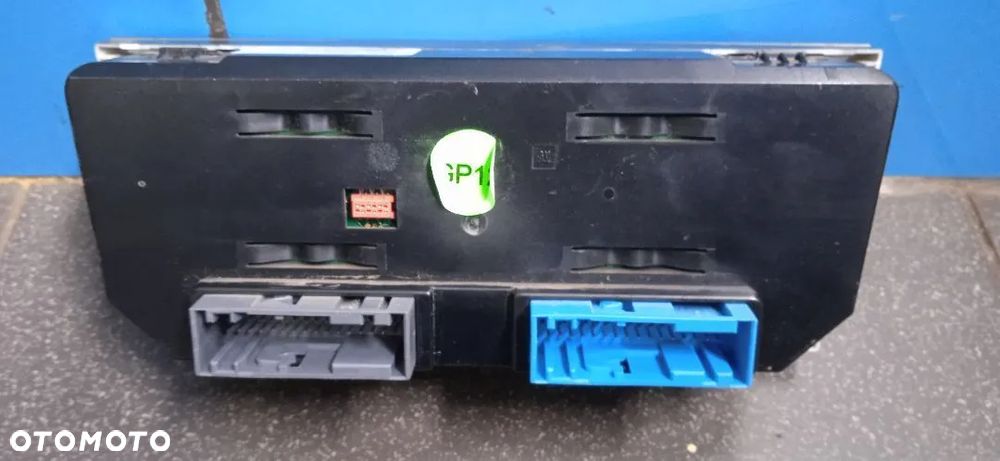 Panel Sterownia Klimatyzacji Nawiewu Opel Astra III H - 8