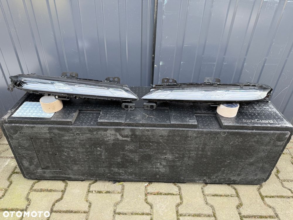 LAMPA LEWA PRAWA BMW G70 SWAROVSKI KOMPLET FABRYCZNIE NOWE - 1