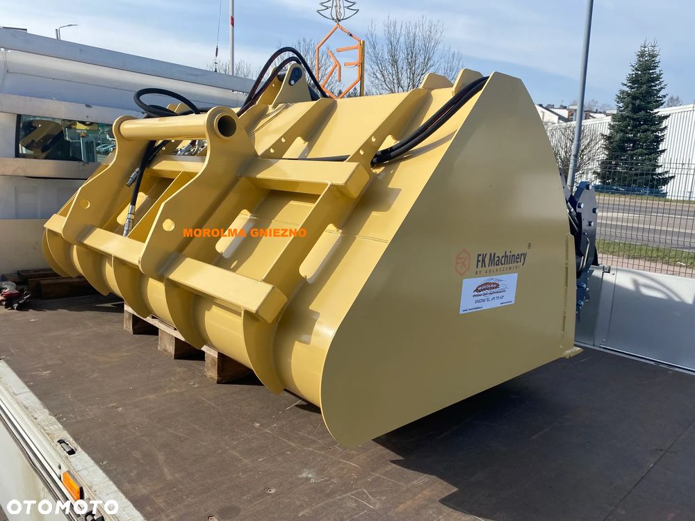Łyżka ślimakowa objętościowa do zadawania pasz z frezem hydraulicznym 1,8 m - 9