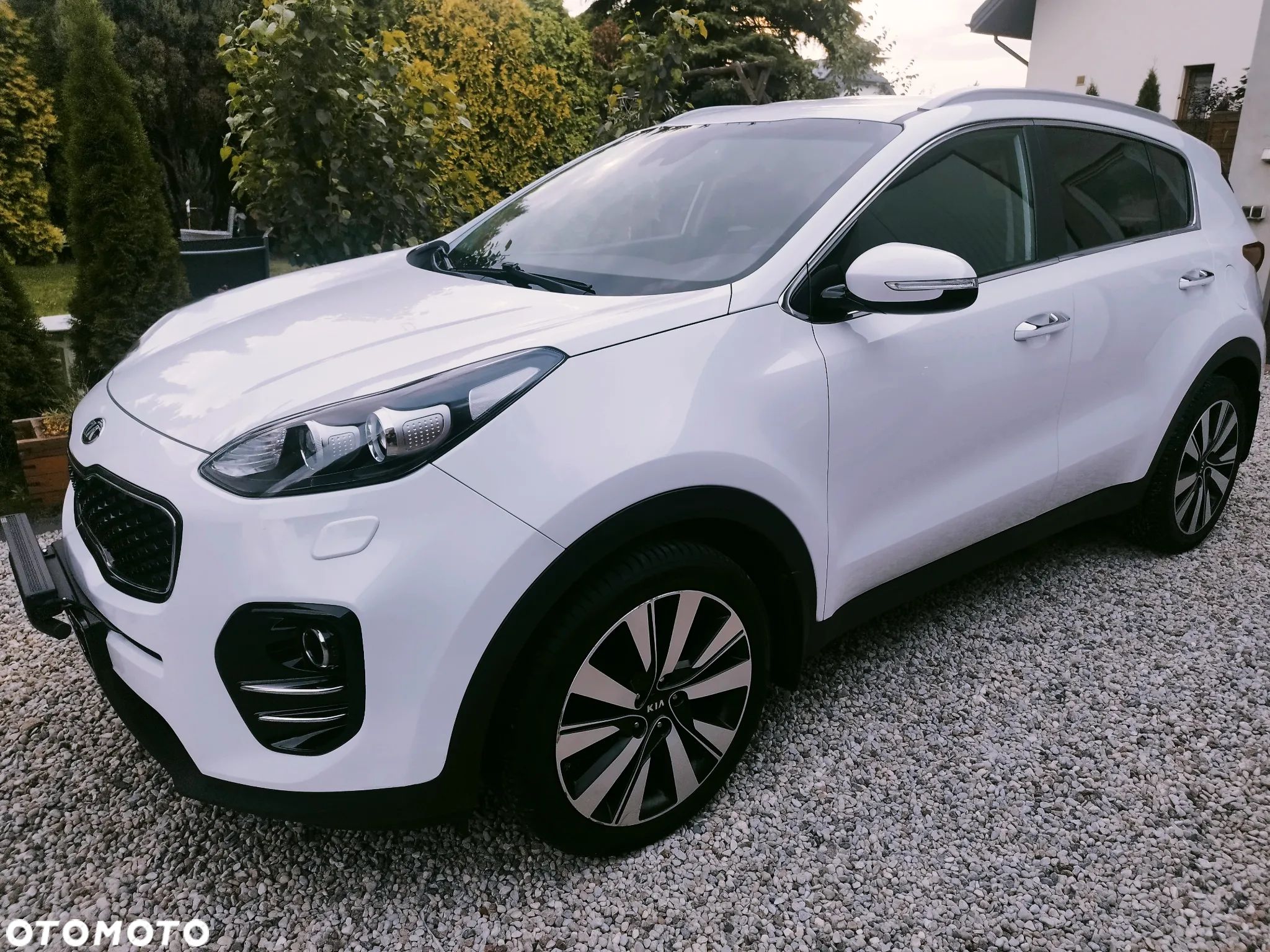 Kia Sportage 1.7 CRDI 2WD Dream-Team Edition - 1