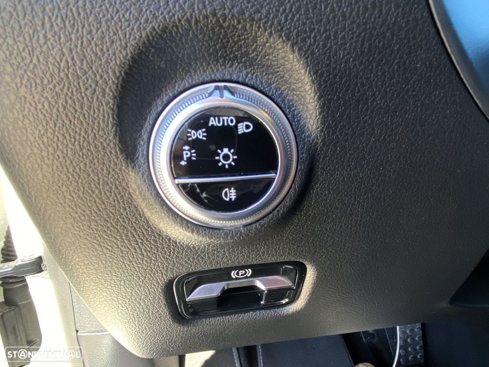 Mercedes-Benz C 220 Station d 9G-TRONIC AMG Line - 16