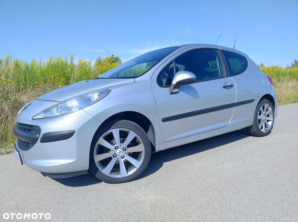 Peugeot 207 - 3