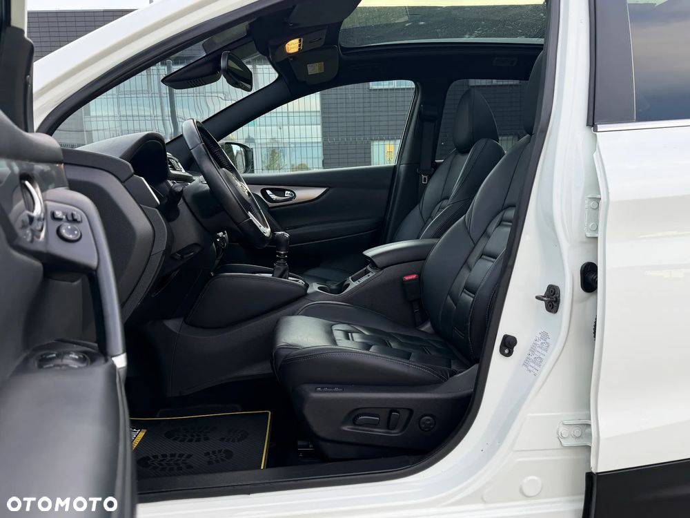 Nissan Qashqai 1.3 DIG-T Tekna+ - 31