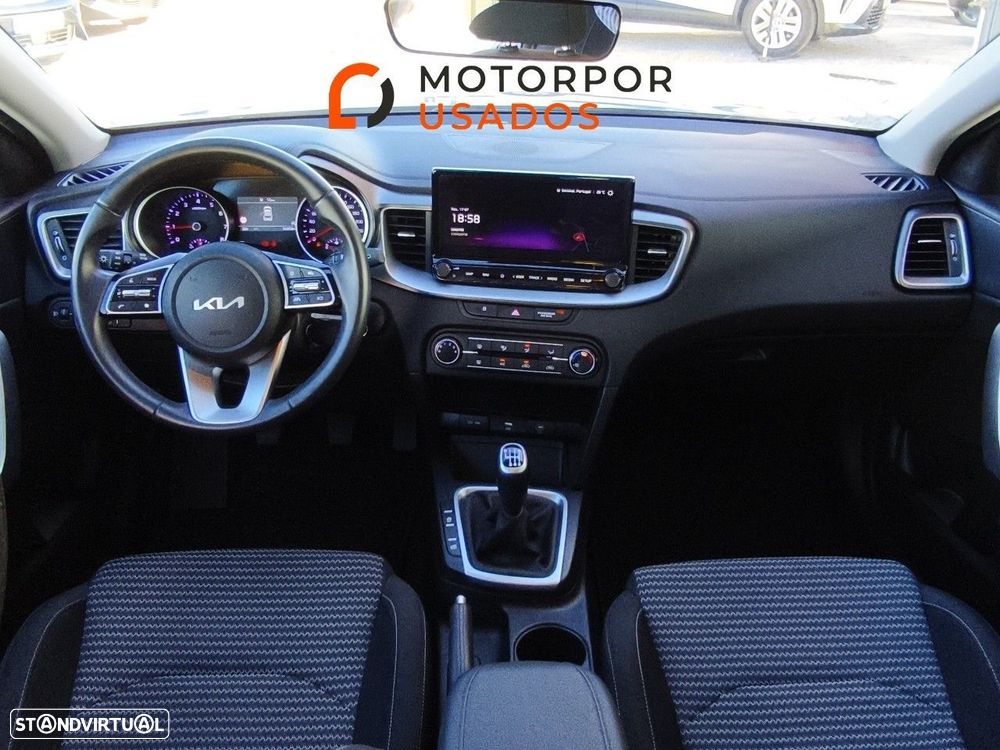 Kia XCeed 1.0 T-GDi Dynamic — fotografia 8