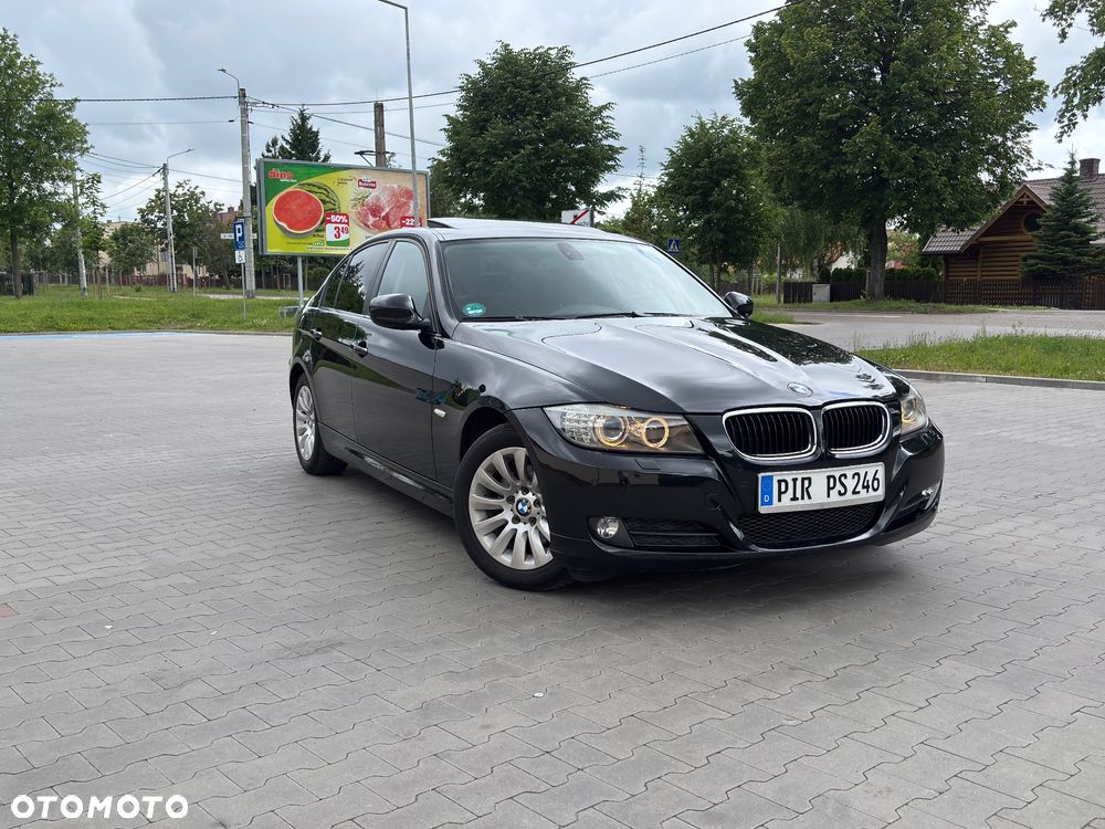 BMW Seria 3 320i - 14