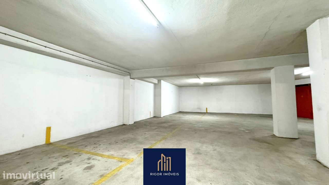 2 Lugares de Garagem para Arrendar - Póvoa de Varzim - Eça de Queirós - Grande imagem: 4/10