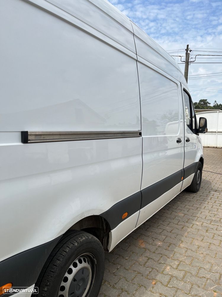 Mercedes-Benz Sprinter - 8