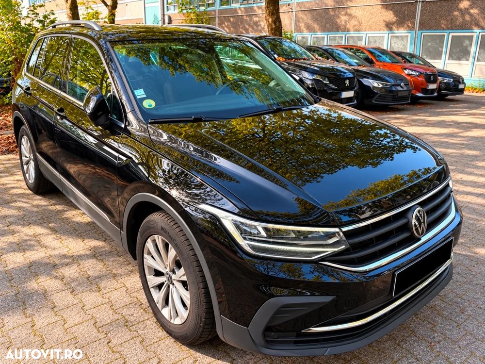 Volkswagen Tiguan - 2