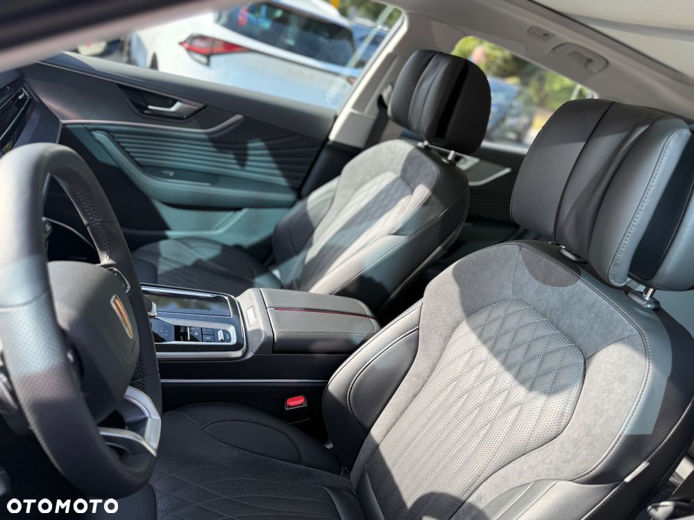 Hongqi HS5 2.0T Executive AWD - 7