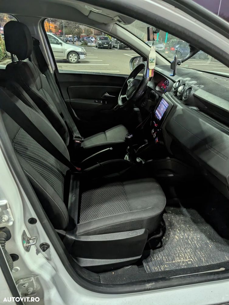 Dacia Duster 1.5 Blue dCi 4WD Comfort - 12