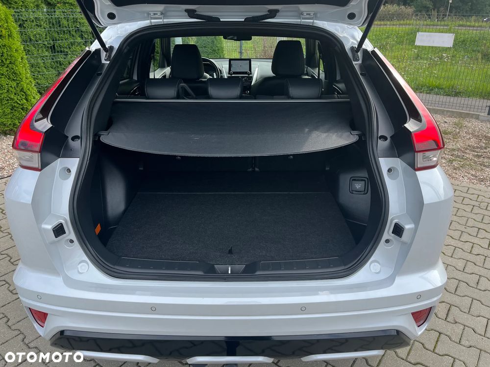 Mitsubishi Eclipse Cross Plug-In Hybrid 4WD Plus Select - 22