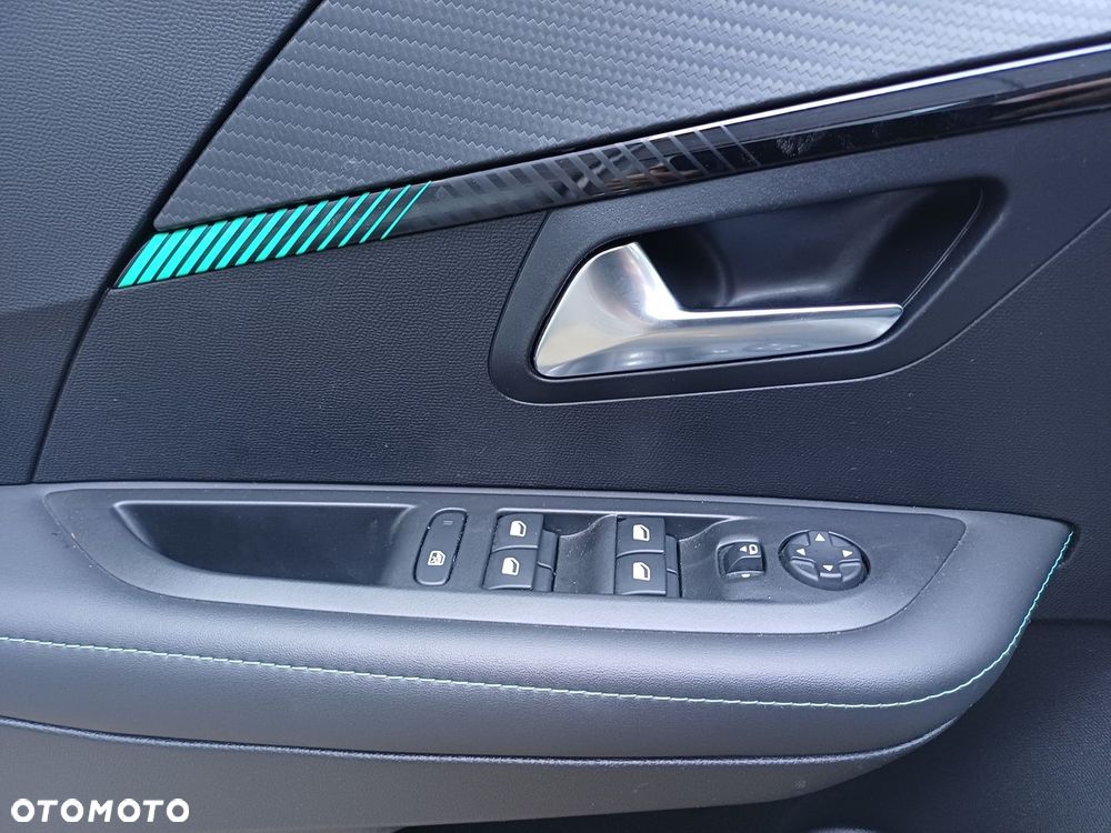 Peugeot 208 1.2 PureTech Allure S&S EAT8 - 28