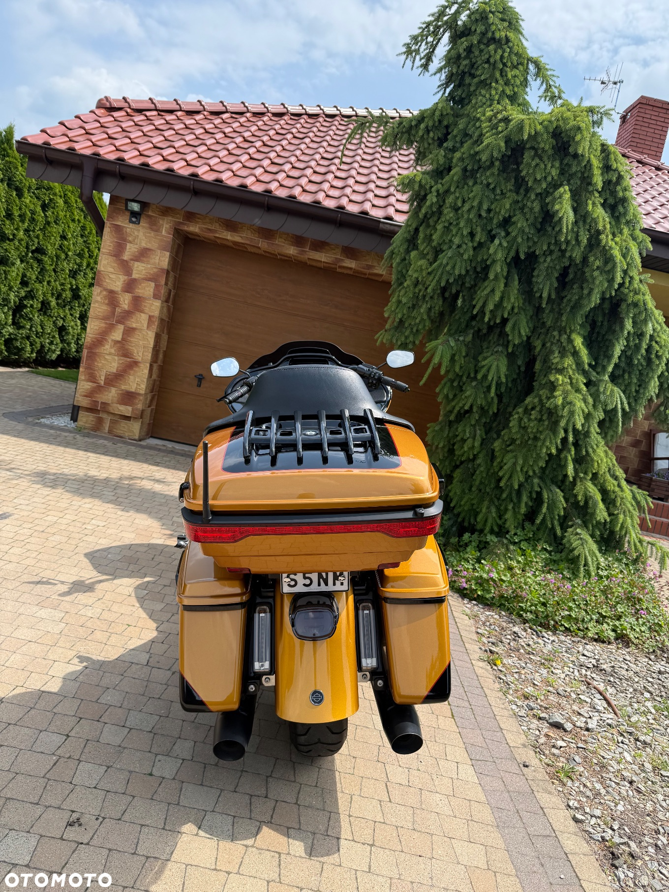 Harley-Davidson Touring Road Glide - 3
