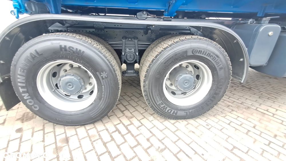 Mercedes-Benz AXOR 2633 - 27