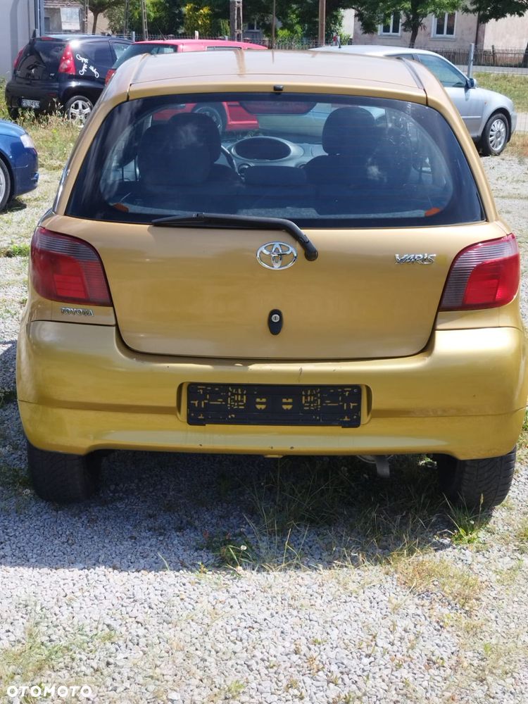 Toyota Yaris - 3