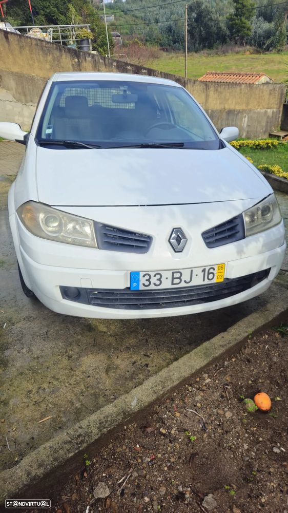 Renault Mégane 1.5 dCi Pack - 2