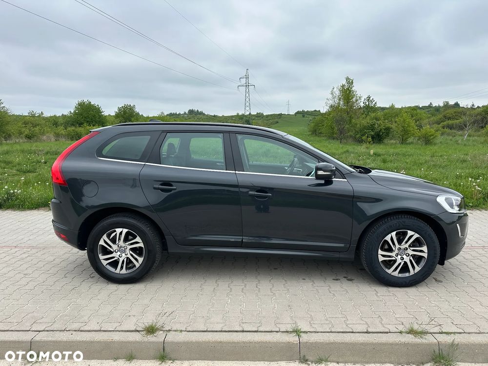Volvo XC 60 D4 Geartronic Momentum - 22