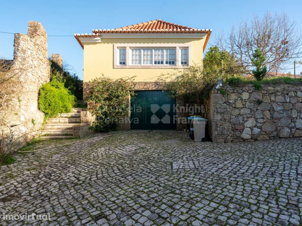 Moradia T8 com jardim e piscina em Colares, Sintra - Grande imagem: 4/54