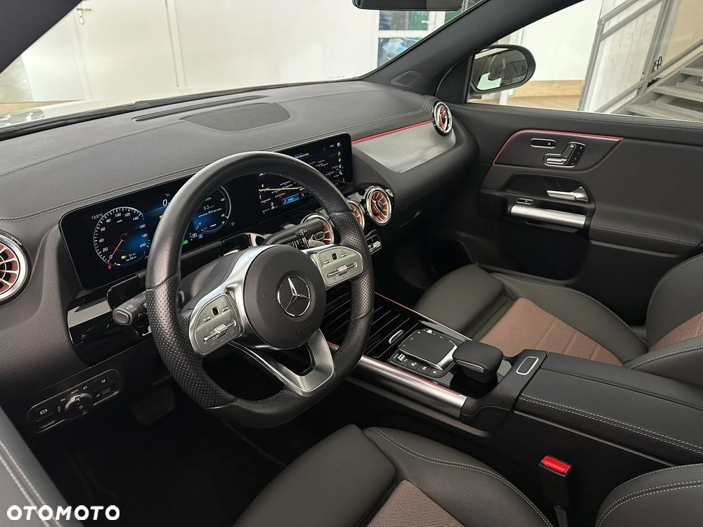 Mercedes-Benz EQA 250 66.5kWh Electric Art - 16