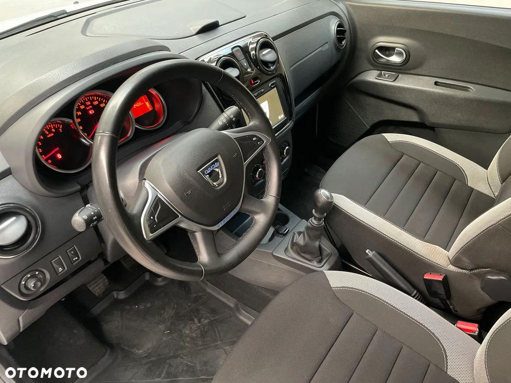 Dacia Lodgy 1.5 Blue dCi Stepway Comfort S&S - 10