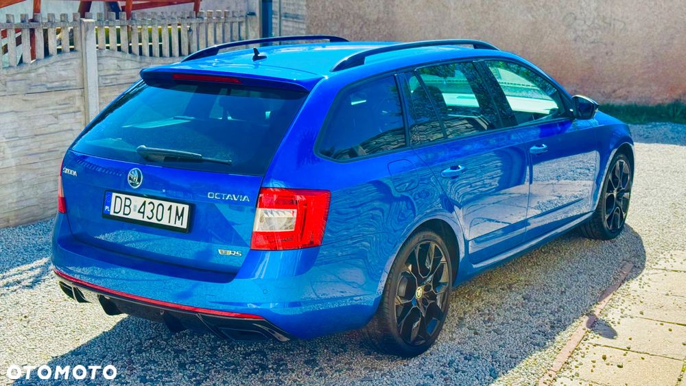 Skoda Octavia 2.0 TDI DSG RS - 28