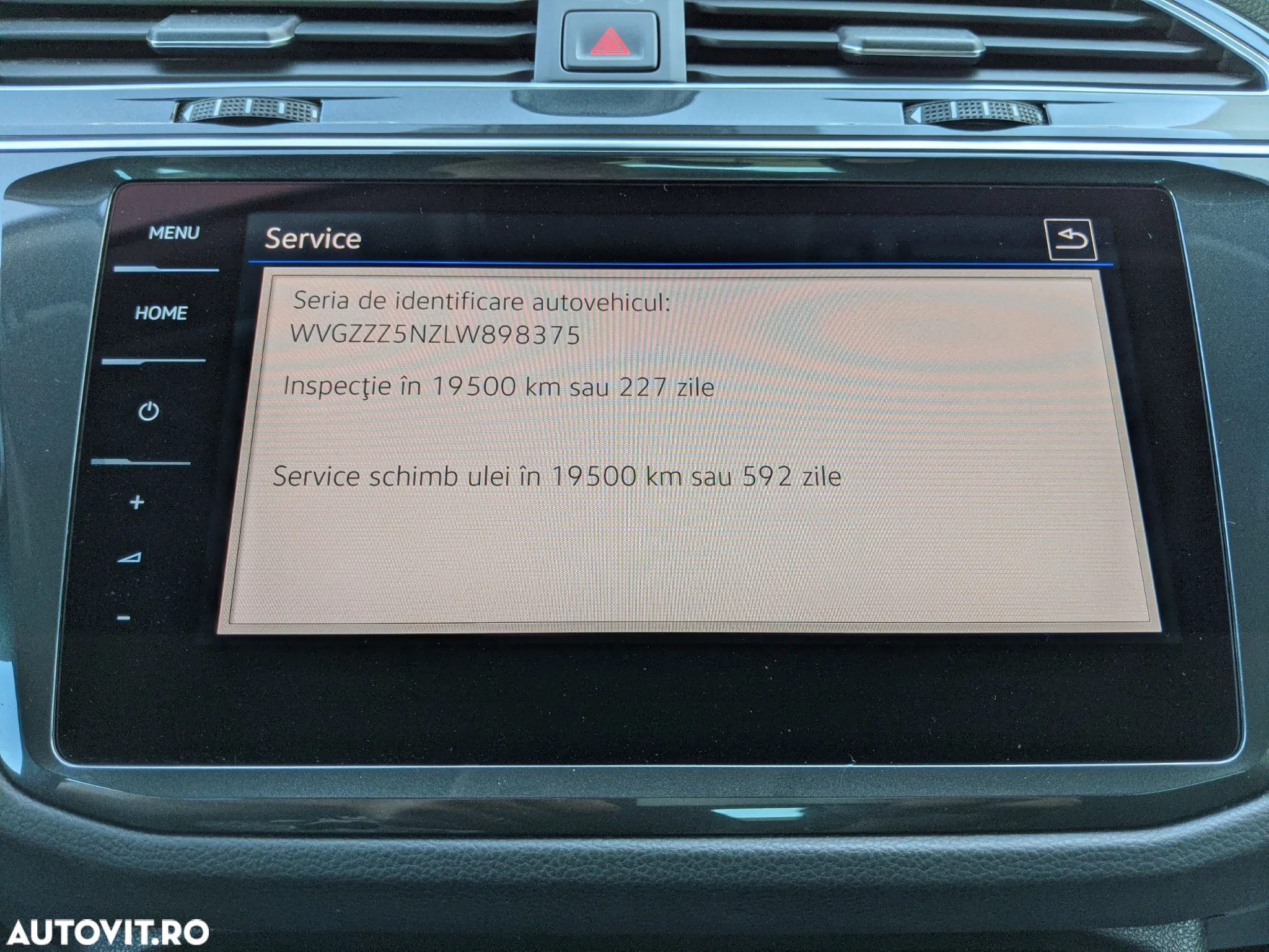 Volkswagen Tiguan - 31