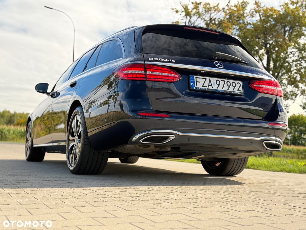 Mercedes-Benz Klasa E 300 de 9G-TRONIC Avantgarde - 19