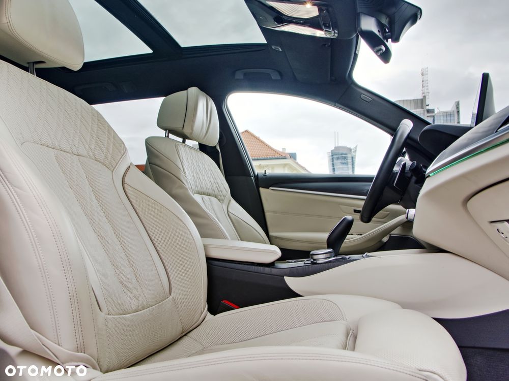 BMW Seria 5 540i xDrive M Sport sport - 16