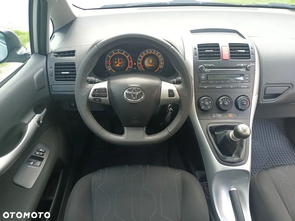Toyota Auris 1.33 VVT-i Life Comfort - 12