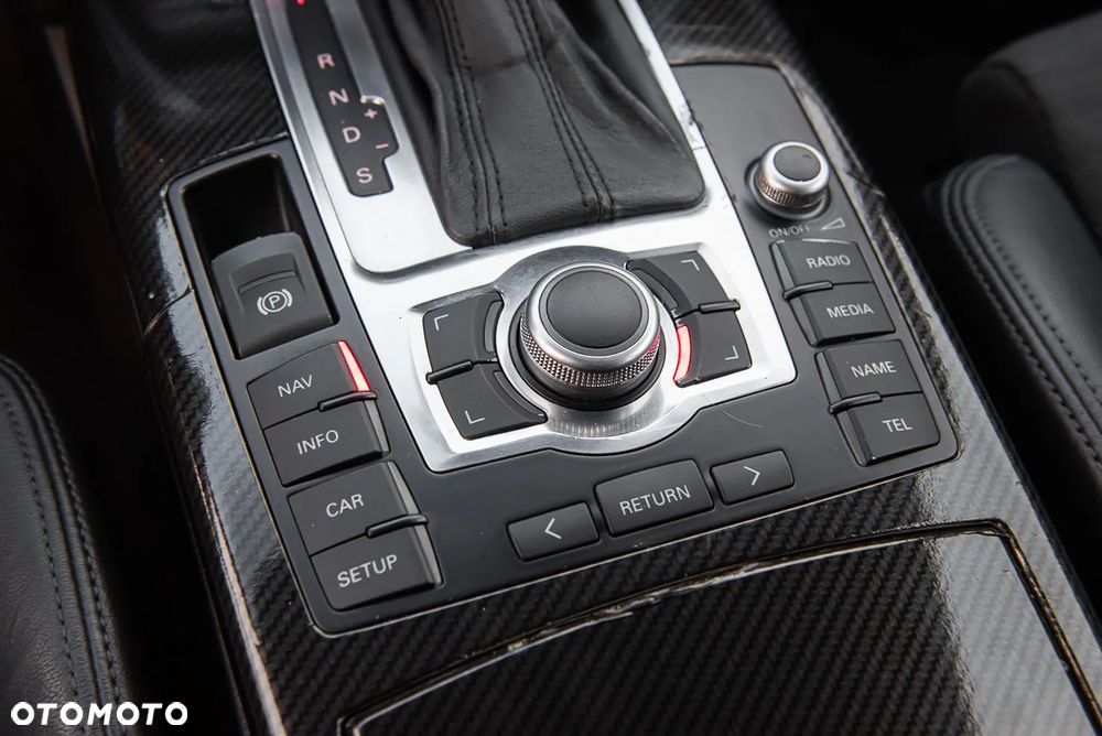 Audi A6 Avant 3.0 TDI DPF quattro tiptronic - 26