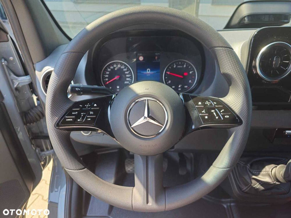 Mercedes-Benz Sprinter 317 CDI - 17