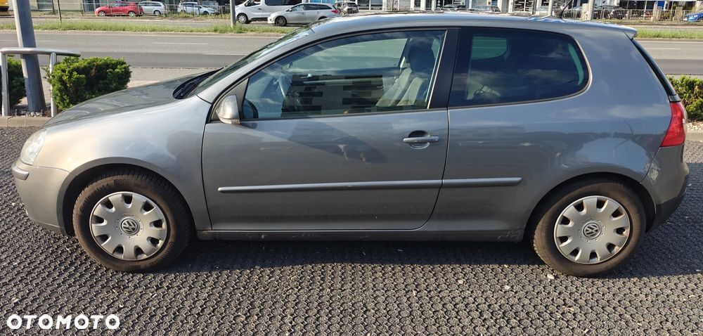Volkswagen Golf 1.6 Comfortline - 1