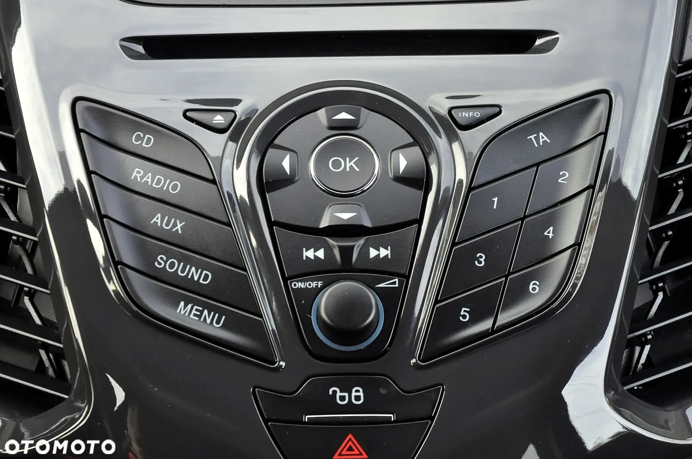 Ford EcoSport 1.0 EcoBoost TITANIUM - 19