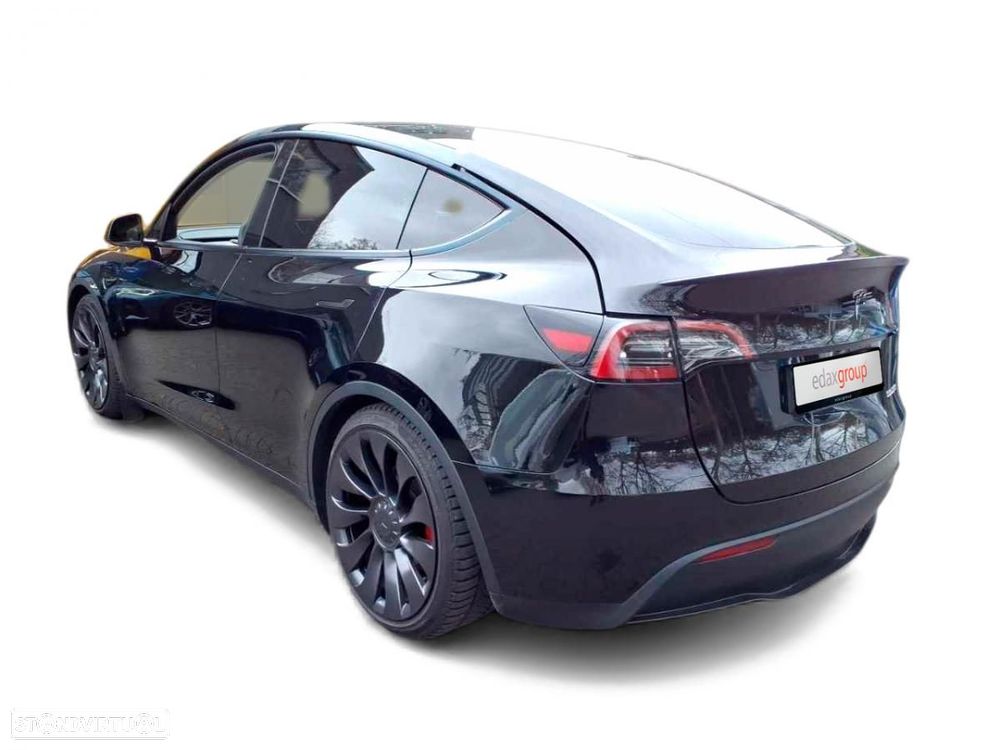 Tesla Model Y Performance Dual Motor AWD - 2