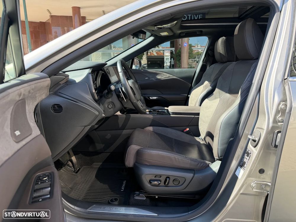 Lexus RX 450h L Executive+ - 13