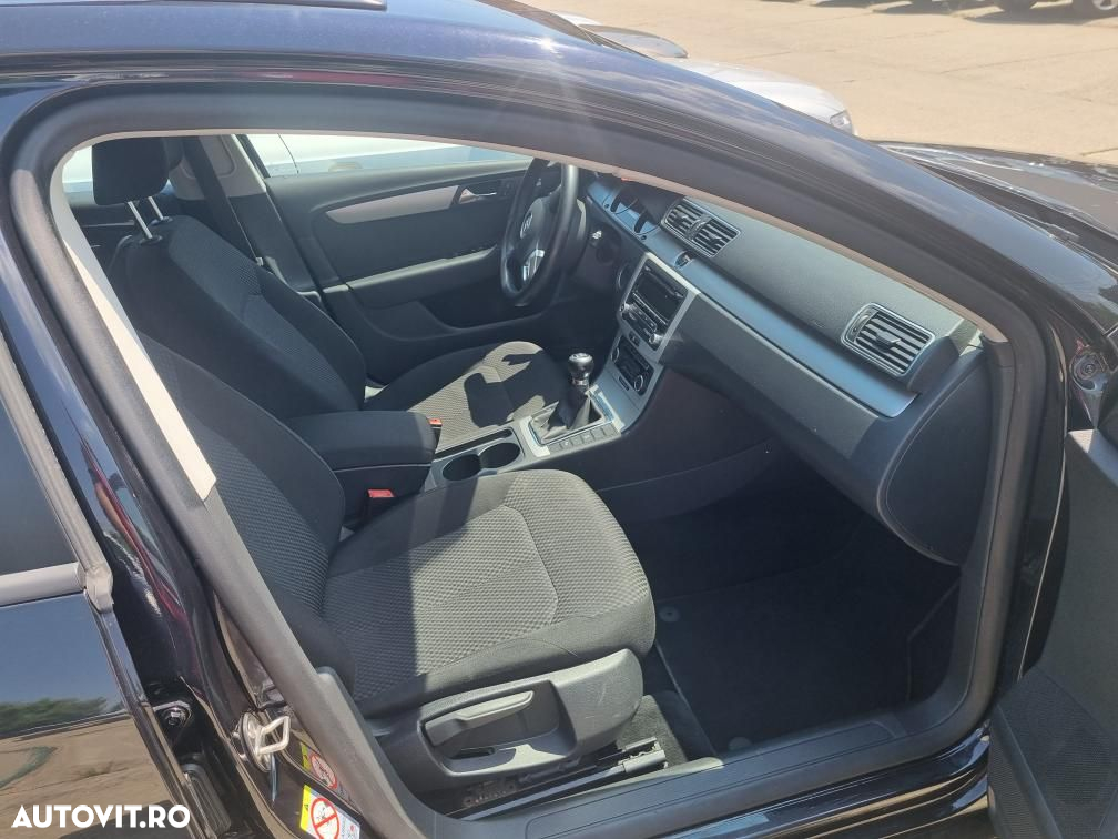 Volkswagen Passat Variant 1.6 TDI BlueMotion Technology Comfortline - 9