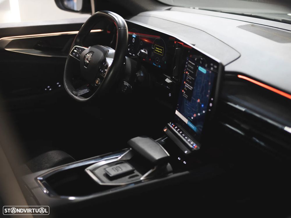 Renault Austral 1.2 E-Tech Iconic Espirit - 16