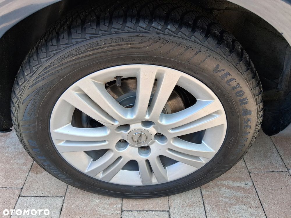 Opel Zafira 1.8 Family - 21