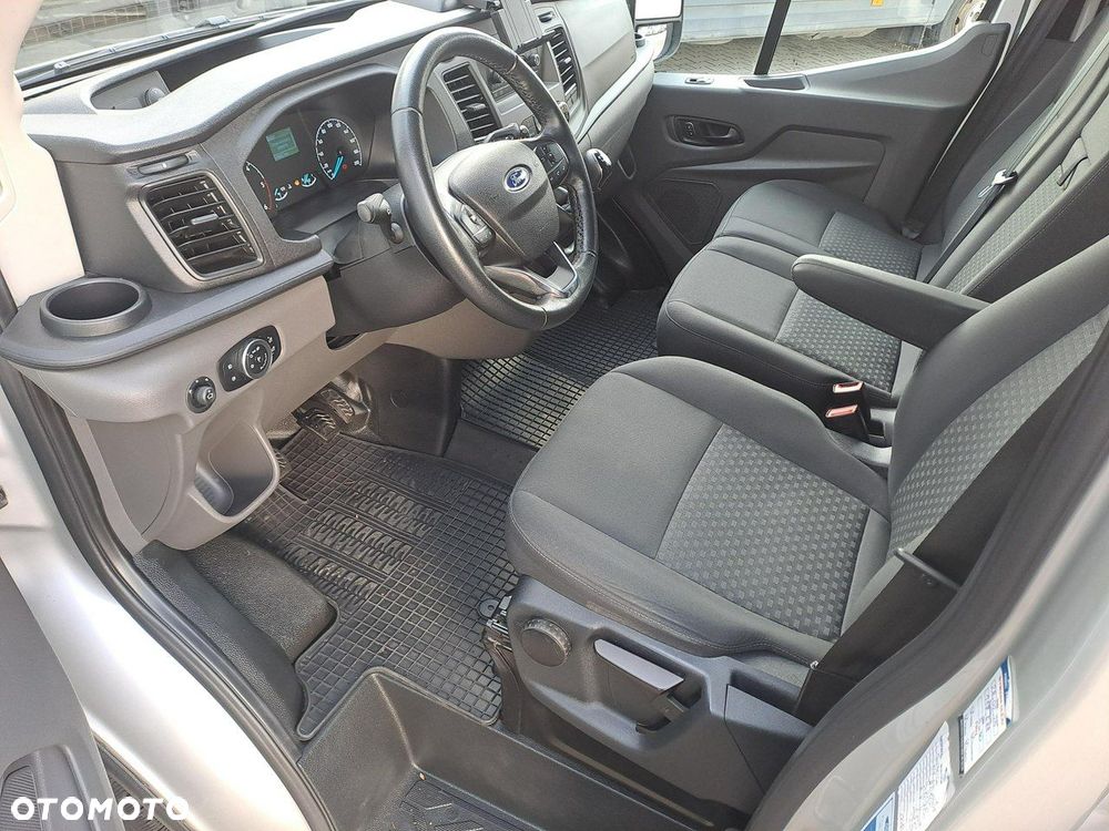 Ford Transit - 9