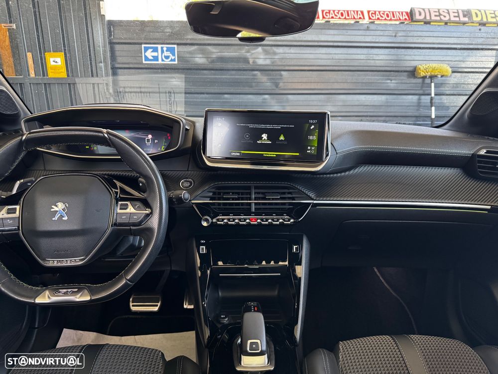 Peugeot 208 1.2 PureTech GT EAT8 - 20