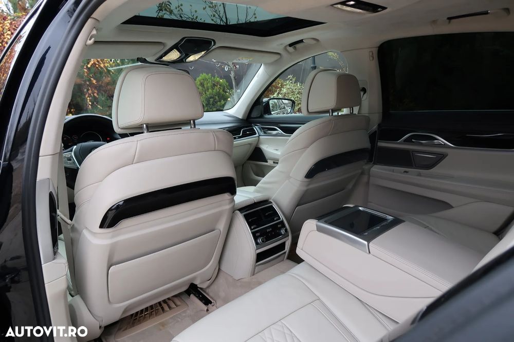 BMW Seria 7 730d xDrive - 13