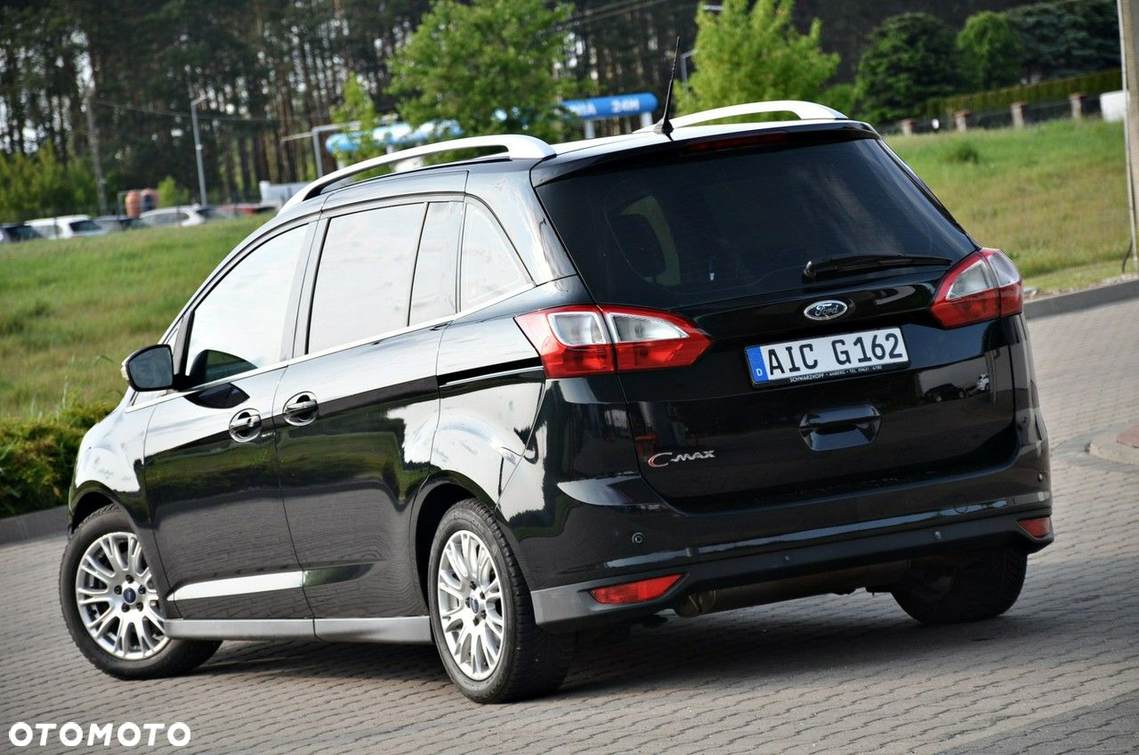 Ford Grand C-MAX - 12